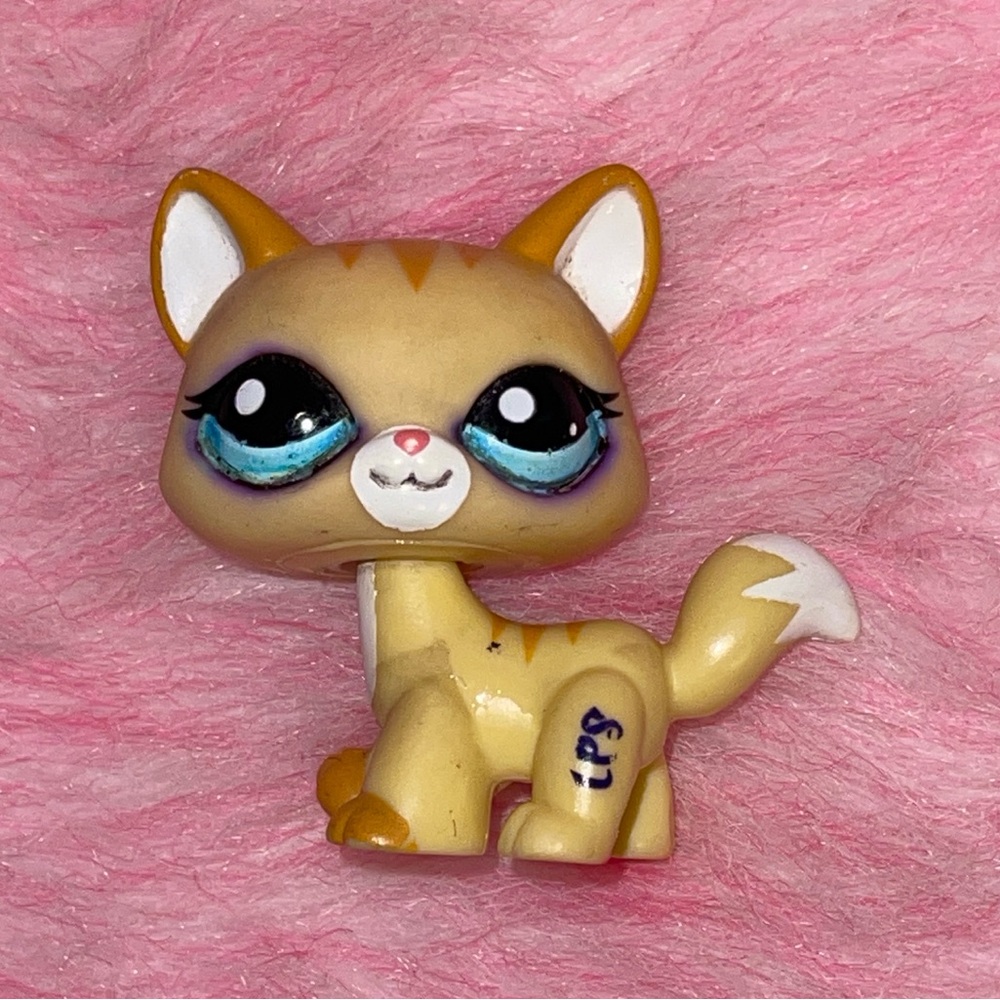 Littlest pet shop LPS 2034 walking cat kitten HASBRO toy figure authentic Y2K